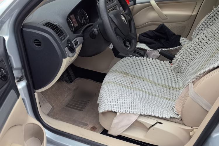 Used Skoda Octavia 2015 Classic Model 1.6L Automatic Yijie Version
