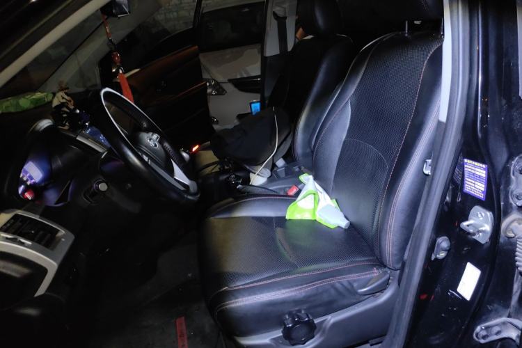 Used BYD S6 2014 2.0L Manual Luxury 7-Seater Left Front Seat