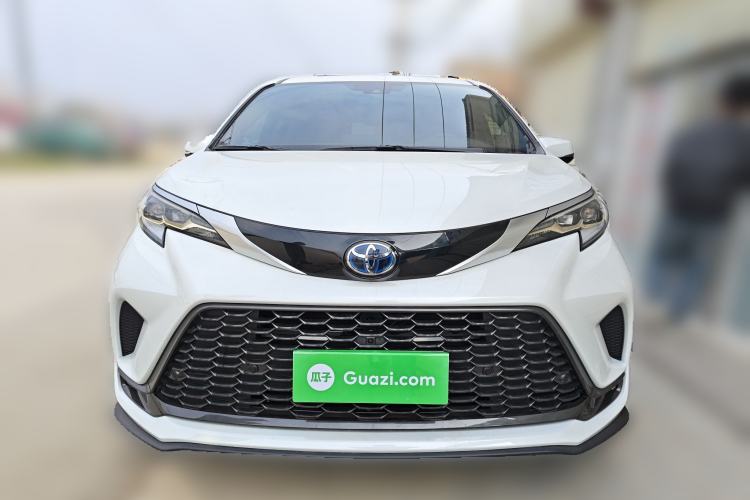 Used Toyota Granvia 2023 2.5L Hybrid Flagship VIP Edition