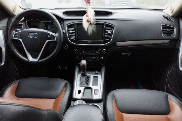 Used Geely Auto Vision X6 2016 1.3T CVT Luxury Model Interior 3