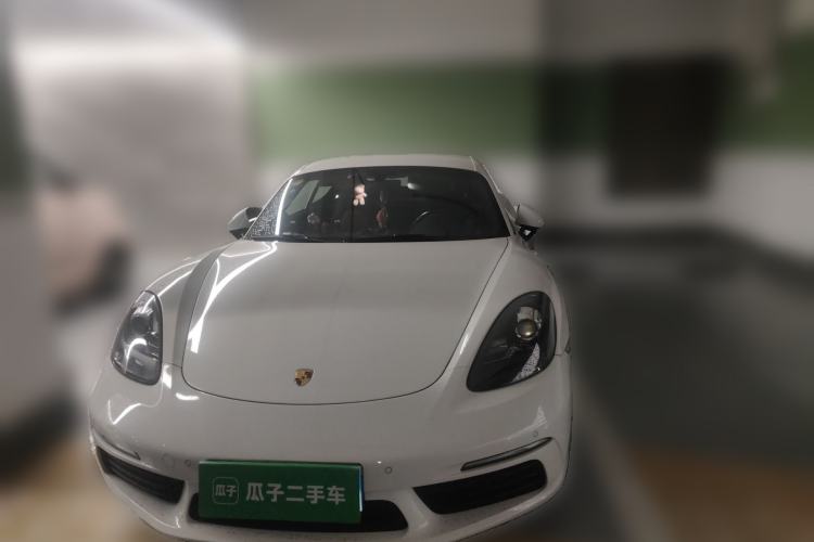 Used Porsche 718 2018 Cayman 2.0T Front