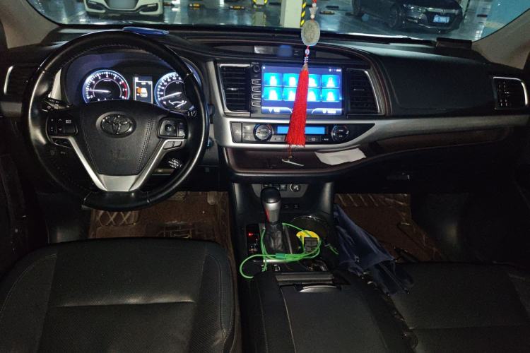 Used Toyota Highlander 2018 2.0T Four-Wheel Drive Prestige Version 7 Seats China VI Standard