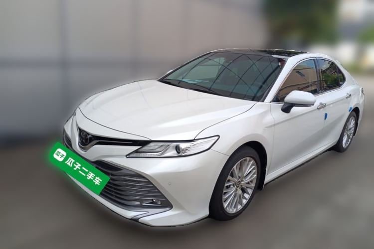 Used Toyota Camry 2019 Revised Version 2.5G Luxury Edition Guazi used car, China used car export, Used car for sale, Used  cars, Cheapest cars for sale