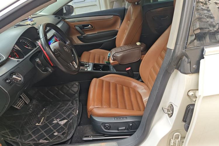 Used Volkswagen FAW-Volkswagen CC 2012 2.0 TSI Luxury Model Left Front Seat