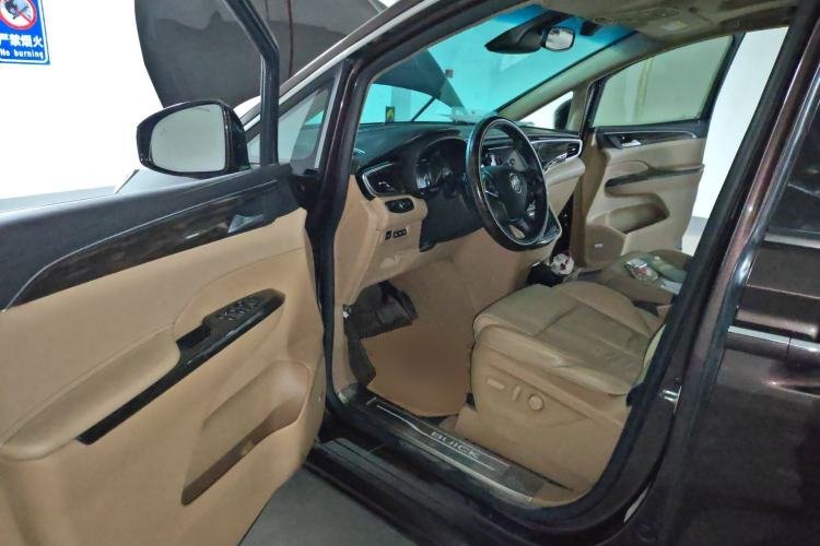 Used Buick GL8 2017 ES 28T Flagship Model China V Standard Driver Seat