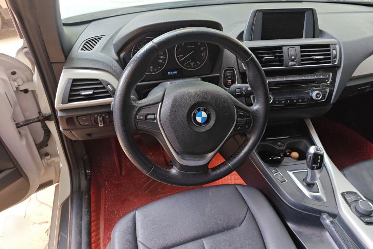 Used BMW 2 Series 2015 218i Convertible Coupe Steering Wheel