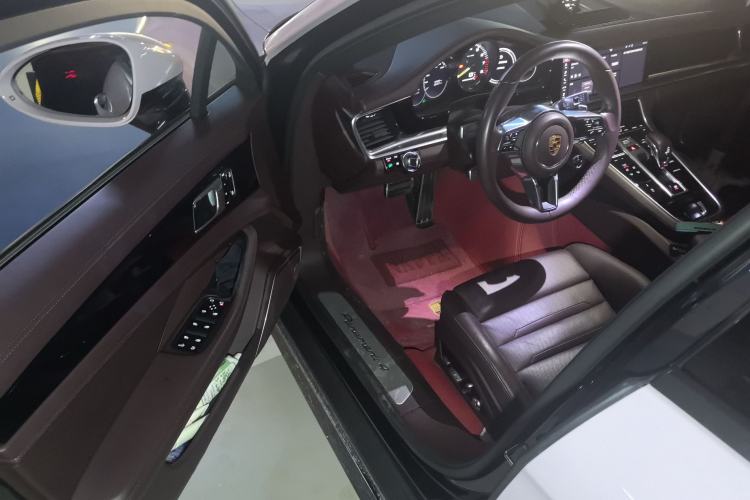 Used Porsche Panamera 2017 Panamera 4 E-Hybrid Executive Long Wheelbase 2.9T Driver Seat