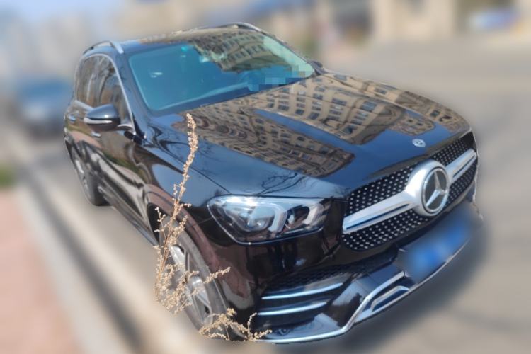 Used Mercedes-Benz GLE 2020 GLE 450 4MATIC Stylish Model Front Right 45 Deg