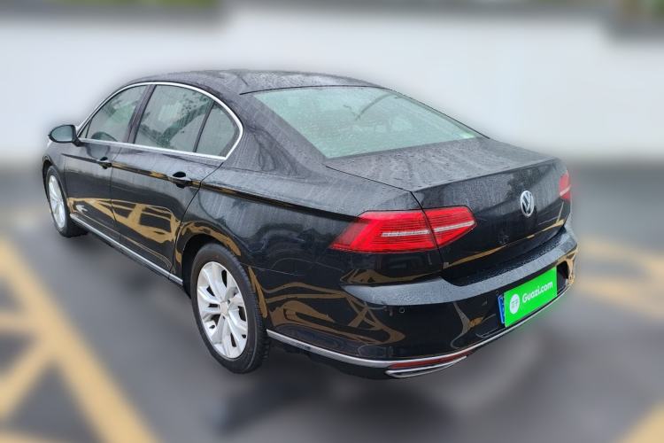 Used Volkswagen Magotan 2018 Facelift 330TSI DSG Luxury Model
