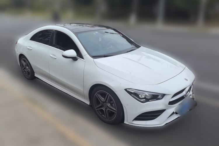 Used Mercedes-Benz CLA 2022-Year Updated CLA 200 Front Right 45 Deg