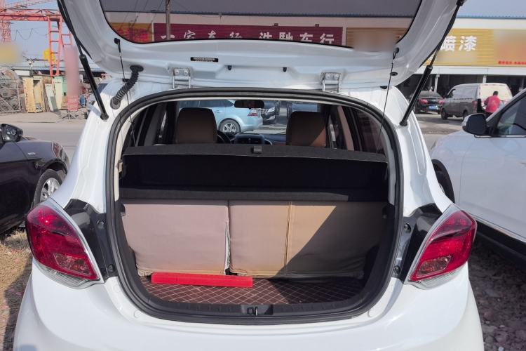 Used Changan Benni 2015 1.4L IMT Luxury Model China V Standard
