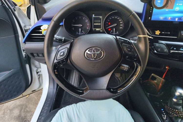 Used Toyota IZOA 2018 2.0L Yichi Edition China V Standard
