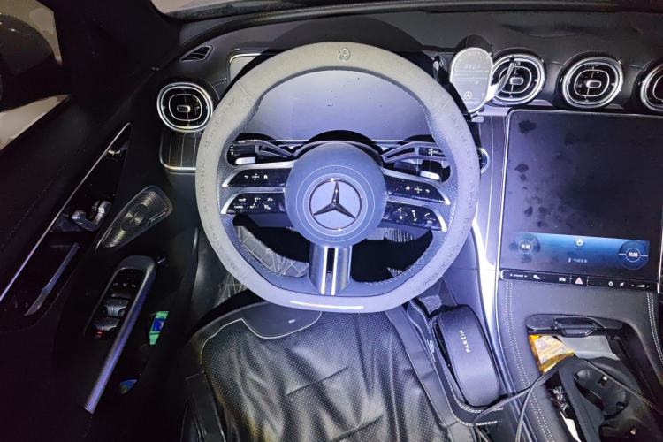 Used Mercedes-Benz C-Class 2024 Restyled C 260 L Sport Edition Steering Wheel