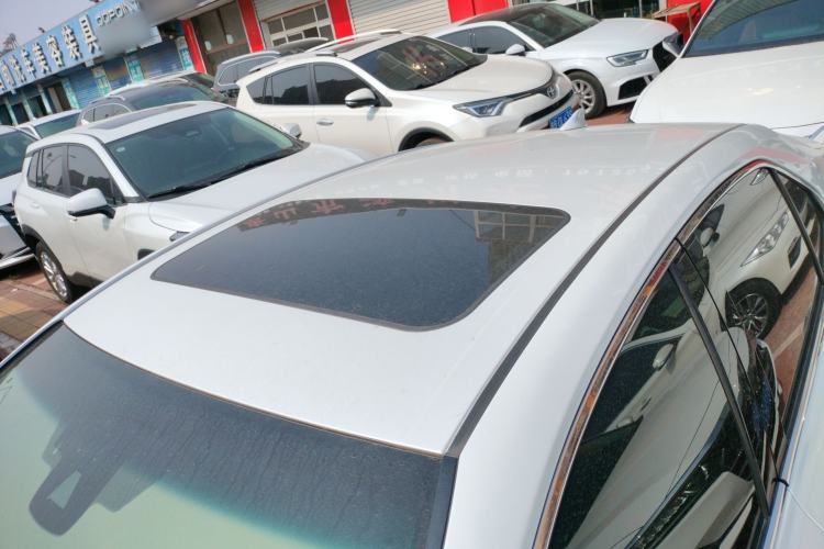 Used Toyota Camry 2023 2.0G Luxury Edition Roof