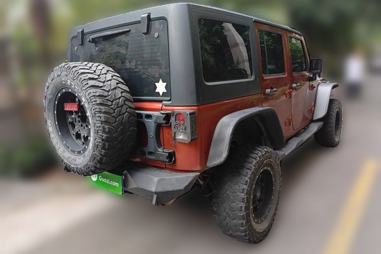 Used Jeep Wrangler 2014 2.8TD Sahara Four-Door Edition Rear Right 45 Deg