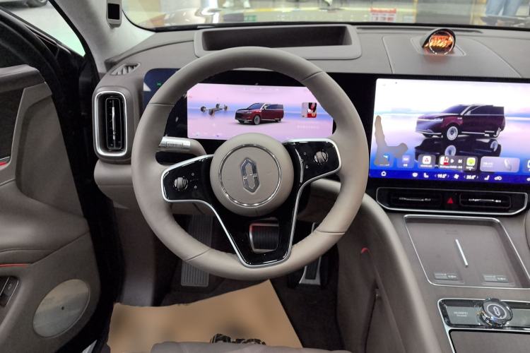 Used Hima AITO M9 2025 Extended-Range Max Version 52 kWh 6-Seater Edition Steering Wheel