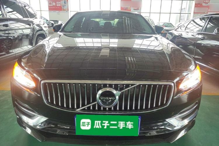 Used Volvo S90 2020 T5 Zhiyi Luxury Edition
