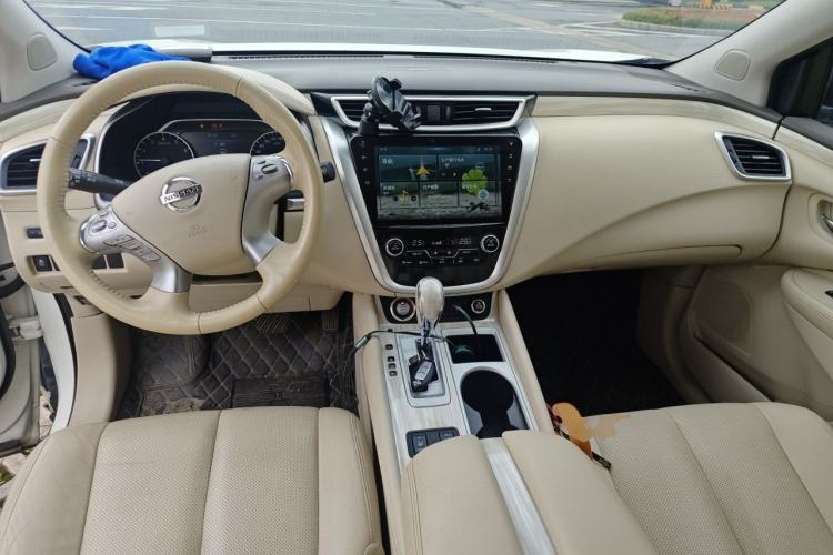Used Nissan Murano 2019 2.5L XL Two-Wheel Drive Smart Connect Luxury Edition China VI Standard
