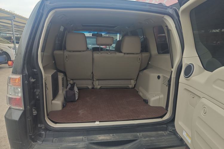 Used Mitsubishi Pajero 2019 V97 3.8L 5-Door GLS Middle East Edition