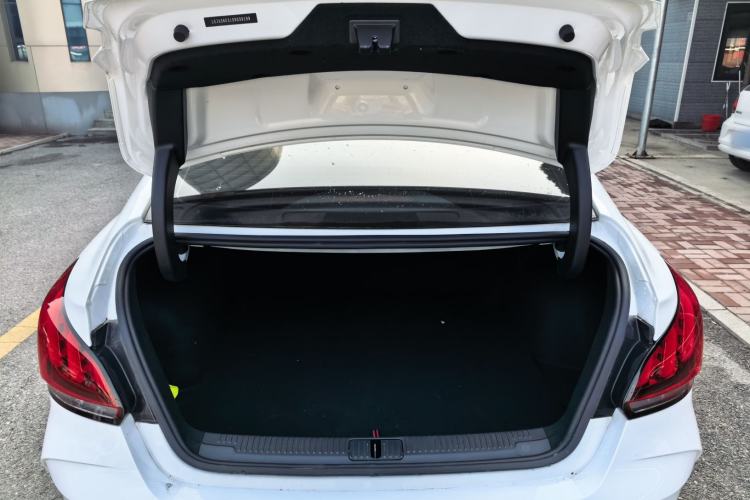 Used MG 5 2023 180 DVVT Manual Fashion Edition