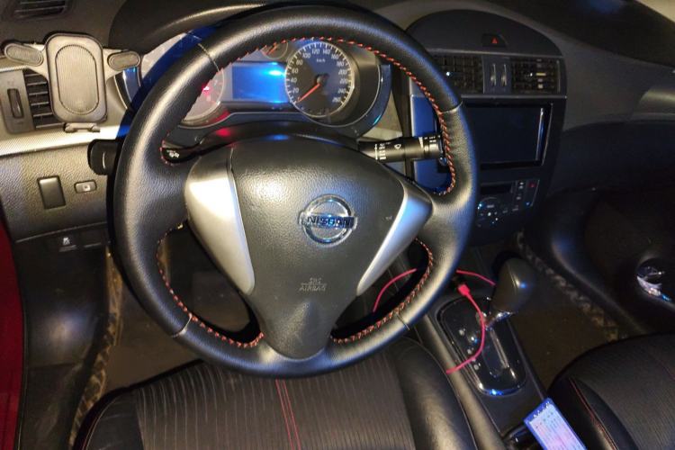 Used Nissan Tiida 2011 1.6T M-CVT Cool Edition Steering Wheel