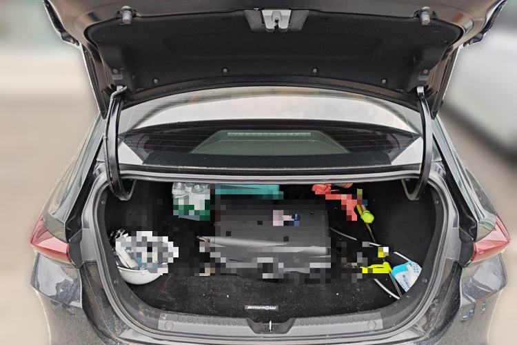 Used GAC Trumpchi EMPOW 2021 270T DCT J15 Version Trunk