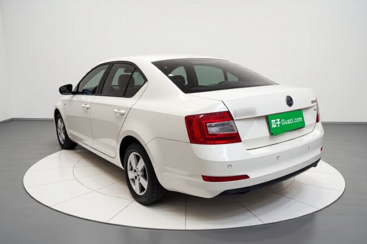 Used Skoda Octavia 2015 1.6L Automatic Eado Edition