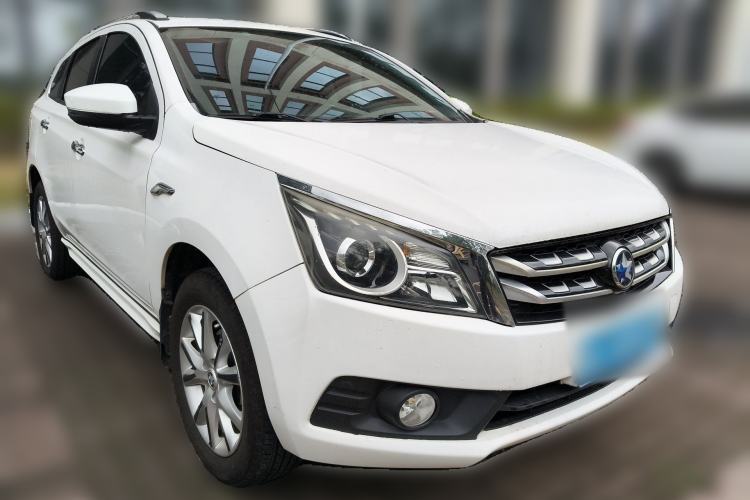 Used Venucia T70 2016 2.0L CVT Enjoy Edition