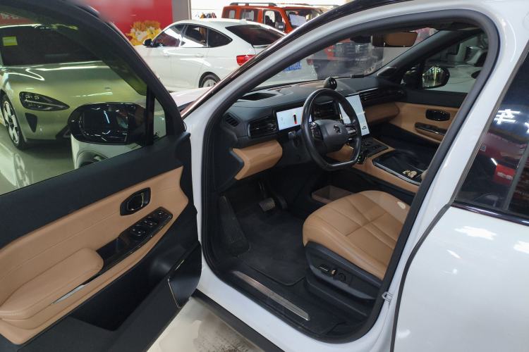 Used Nio ES8 2020 415 km Range 6-Seater Version