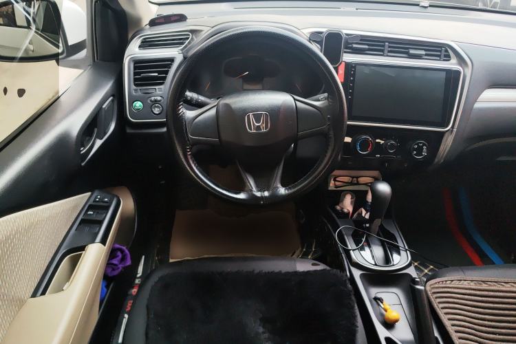 Used Honda Greiz 2016 1.5L CVT Classic Edition
