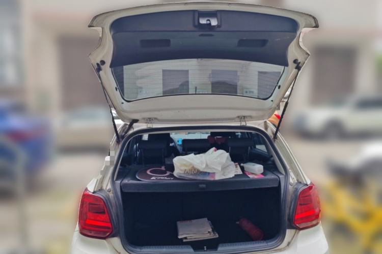 Used Volkswagen Polo 2014 1.6L Automatic Comfort Edition
