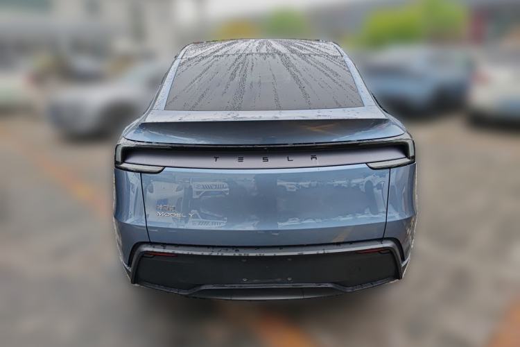 Used Tesla Model Y 2025 Rear-Wheel-Drive Version