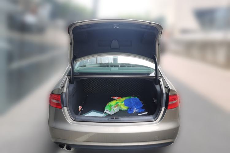 Used Audi A4L 2013 35 TFSI Automatic Comfort Model Trunk