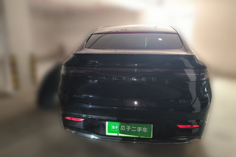 Used Hima Luxeed R7 2024 All-Electric 802 km Max Rear