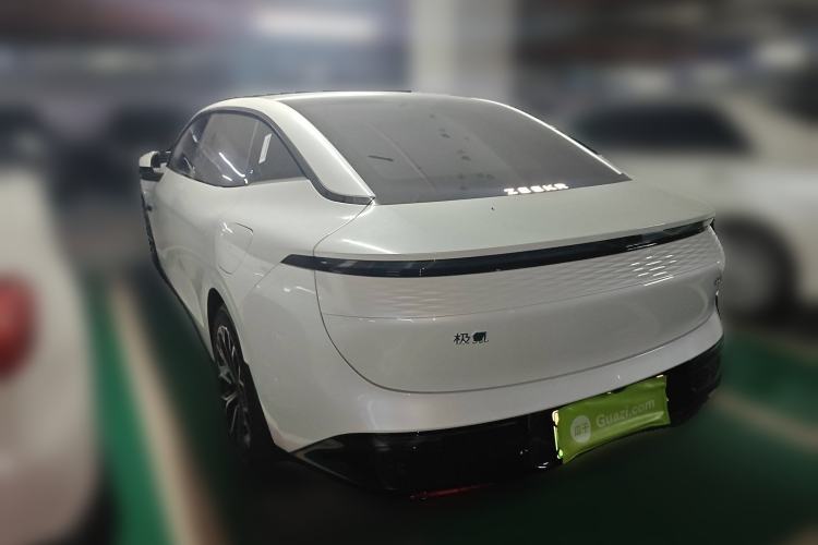 Used Zeekr 007 2024 Rear-Drive Enhanced Version 75 kWh
