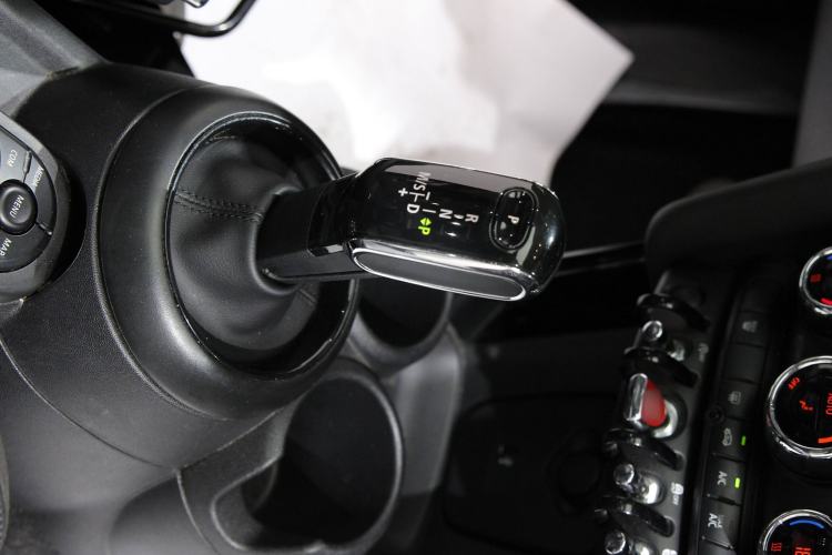 Used MINI MINI 2022 1.5T COOPER Artist