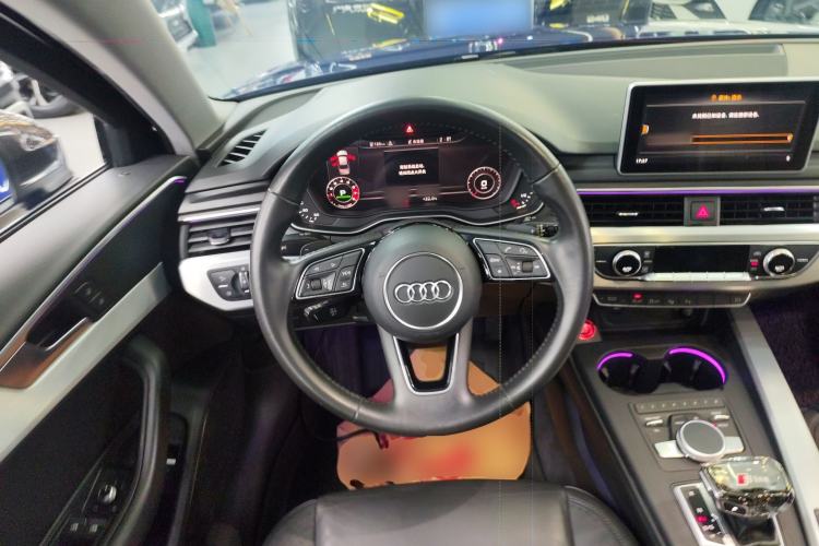 Used Audi A4L 2019 40 TFSI Fashion Version China V
