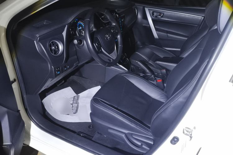 Used Toyota Corolla 2017 Revised Dual-Engine 1.8L E-CVT Elite Edition
