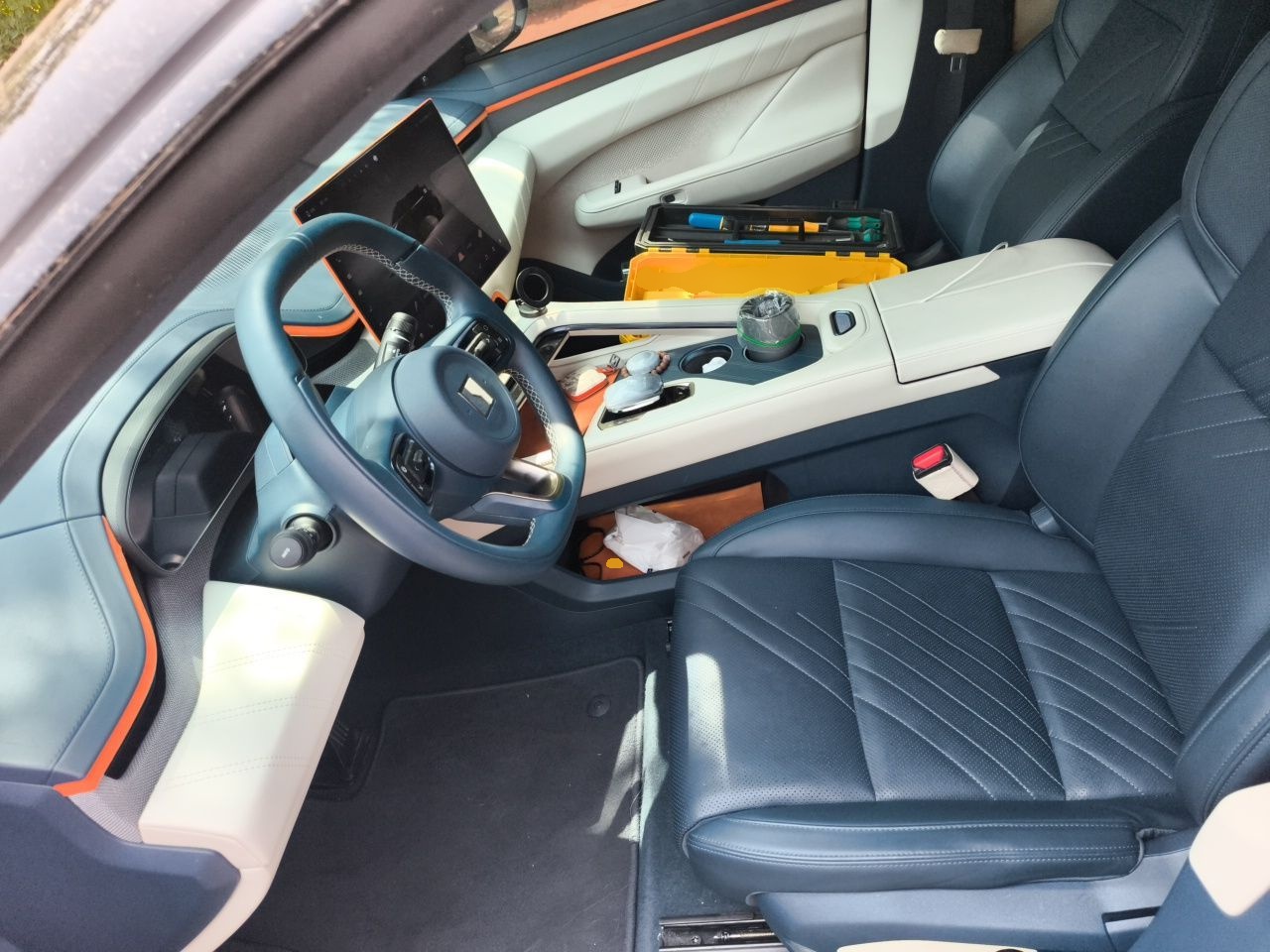 Zeekr 001 2024 ME Edition 100 kWh All-Wheel Drive — снимка 15