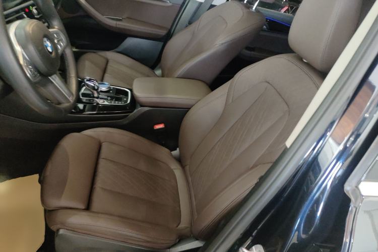 Used BMW X3 2022 Restyled xDrive25i M Sport Package Left Front Seat