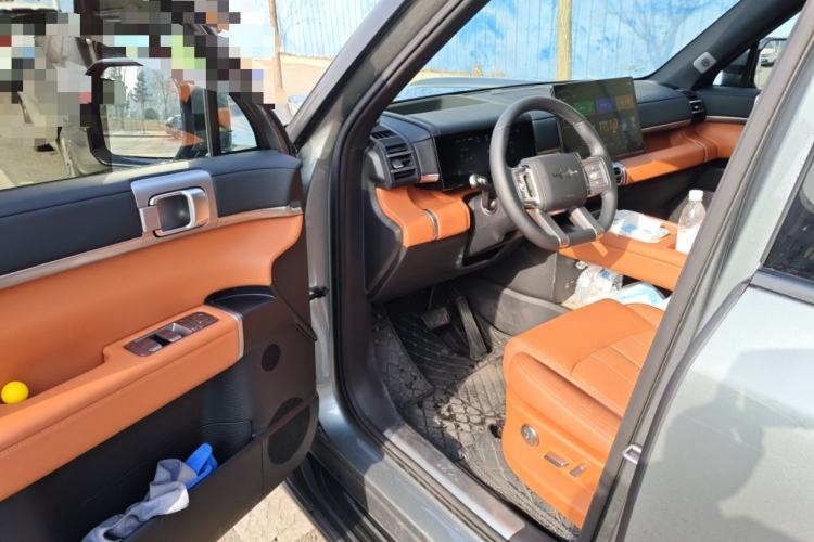 Used Formula Leopard Tai 7 2025 Model 190 km Four-Wheel Drive Ultra Edition Driver Seat