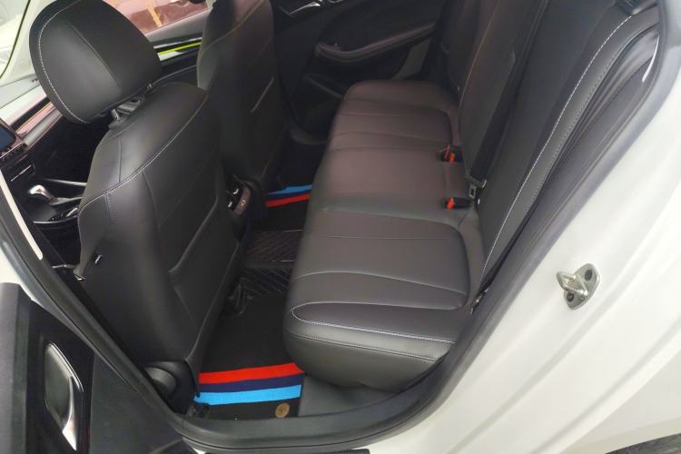 Used Roewe i5 2021 1.5L CVT Diamond Edition Left Rear Seat