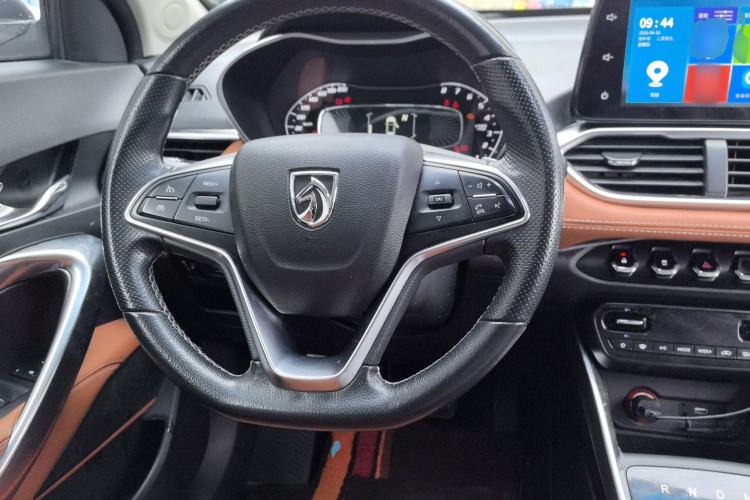 Used Baojun 510 2017 1.5L Automatic Luxury Model Steering Wheel