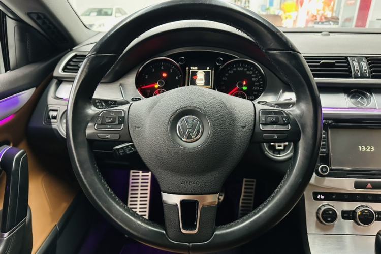 Used Volkswagen FAW-Volkswagen CC 2015 2.0 TSI Luxury Model
