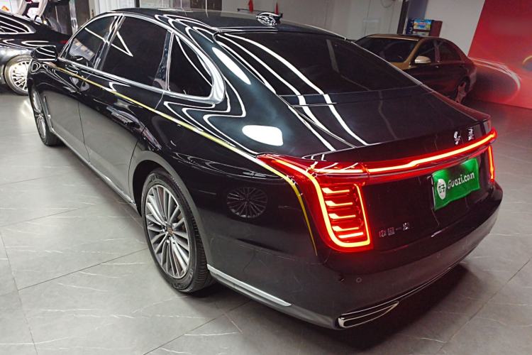Used Hongqi H9 2022 2.0T Smart Connect Flagship Edition Rear Left 45 Deg