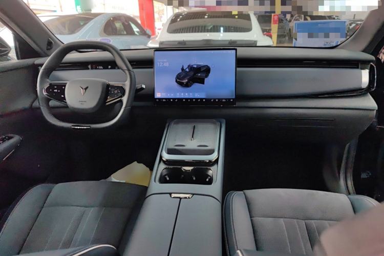 Used VOYAH COURAGE 2024 Four-Wheel Drive Global Edition Interior 2