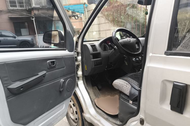 Used BAIC Weiwang 306 2011 1.3L base model 7 seats

