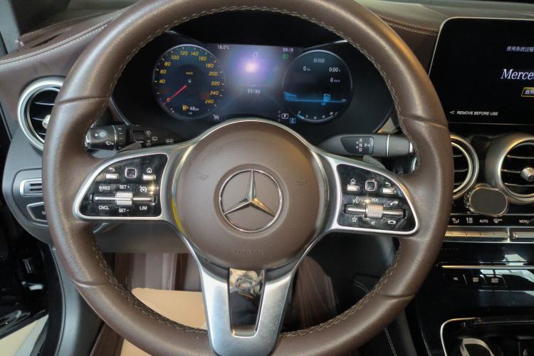 Used Mercedes-Benz GLC 2022 Refreshed GLC 260 L 4MATIC Dynamic Edition
