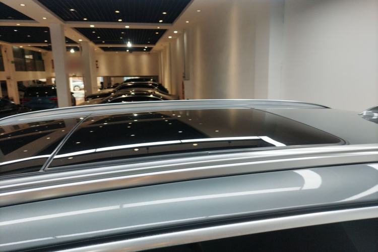 Used BMW X5 2022 Restyled xDrive 30Li Luxury Version M Sport Package
