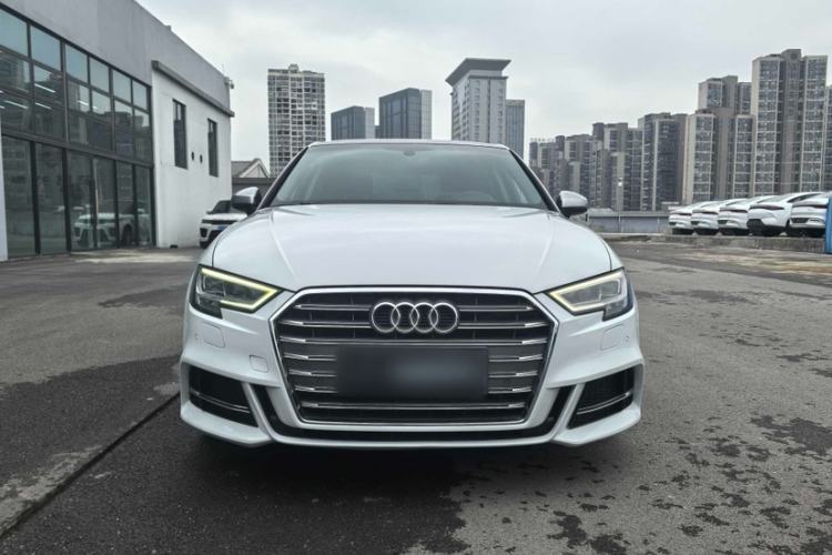 Used Audi A3 2020 Sportback 35 TFSI Fashion Edition China VI Emission Standard Exterior 1
